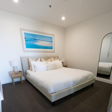 Glenelg Oasis, Pool, Gym, Spa & Sauna, Free Parking, City Views Exterior photo